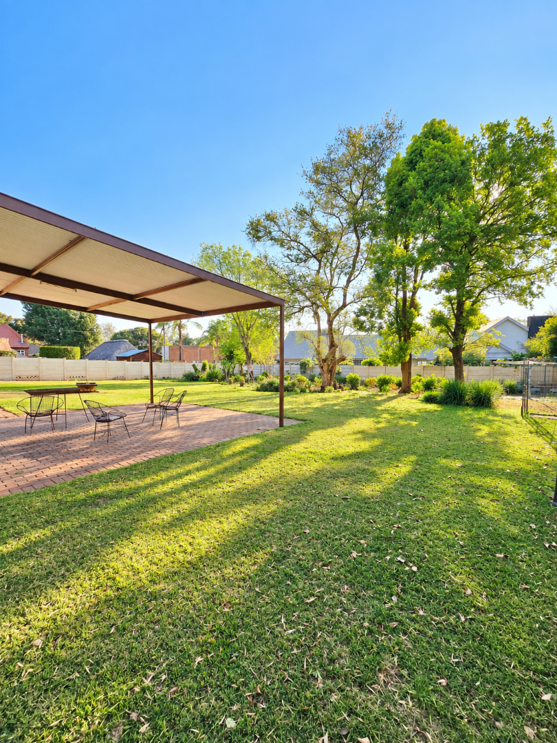 4 Bedroom Property for Sale in Wilkoppies North West